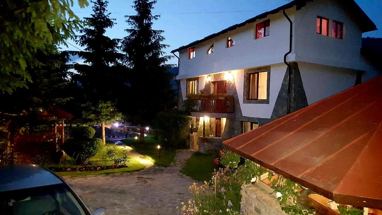 Vila Karina Teşila Dış mekan fotoğraf